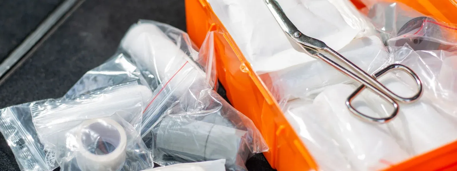 lékárnička v autě