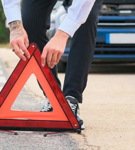 výstražný trojúhelník